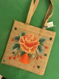 y carteras de yute, tote bags, mochilas, tabaqueras y estuches | Carmen Palomino